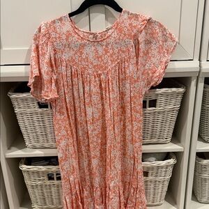 Chic Floral Dress in Coral and White